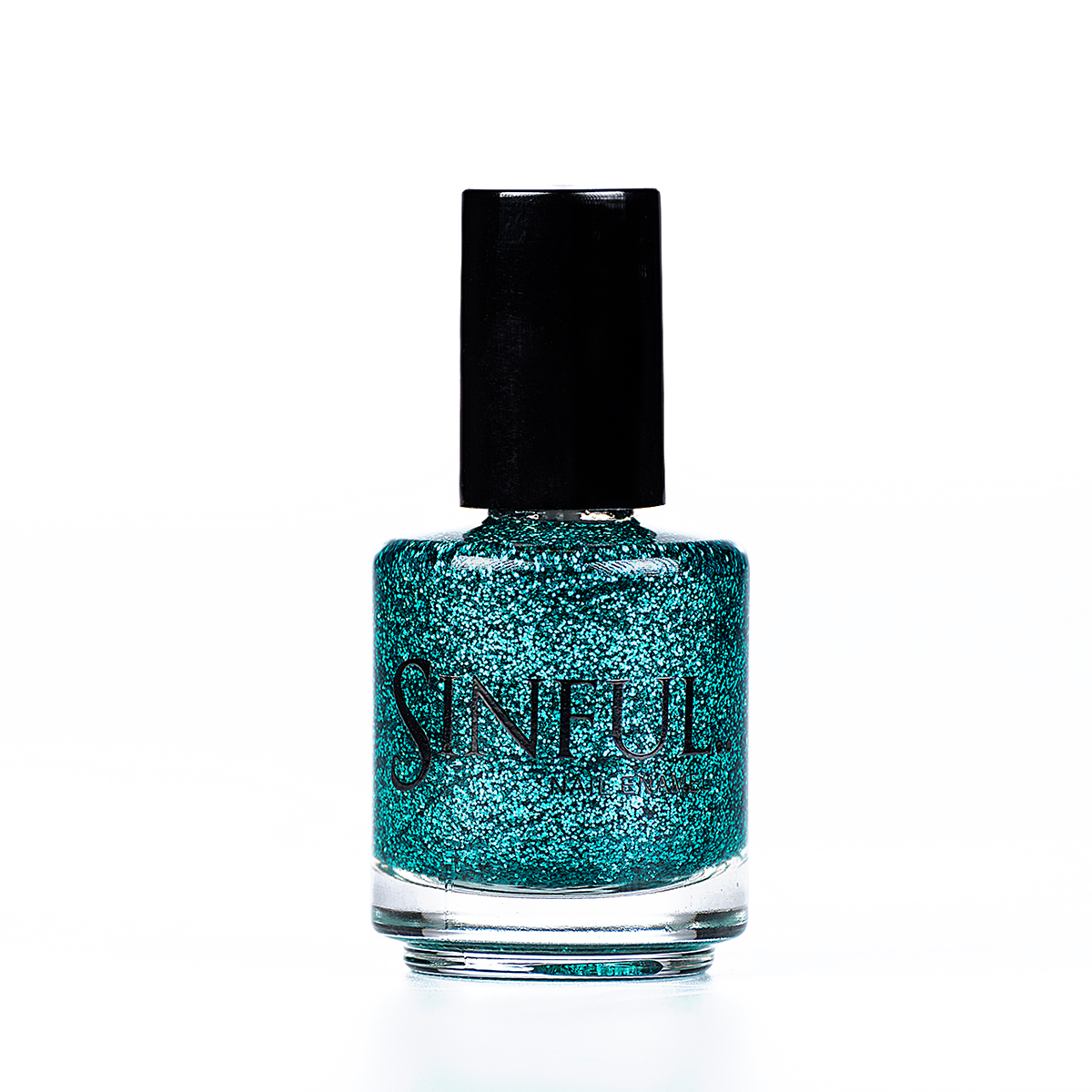 Turquoise glitter - Vixen Can be applied over a green or blue undercoat to give a quick, dazzling effect. For a full nail super glitter effect, apply 2-3 layers with a top coat. 15ml
